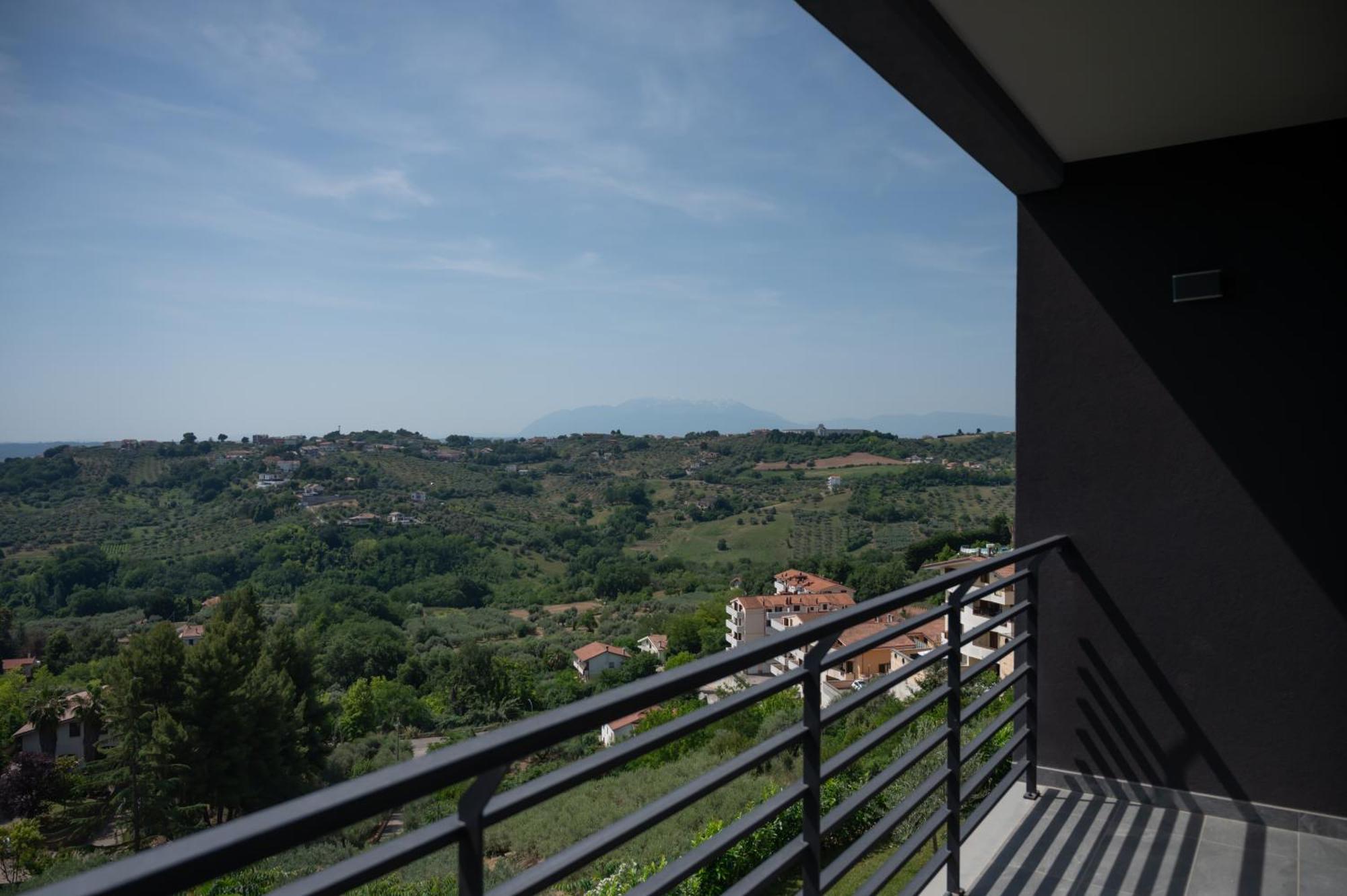 Casa Vista Mare E Colline A Montesilvano Colle Kültér fotó
